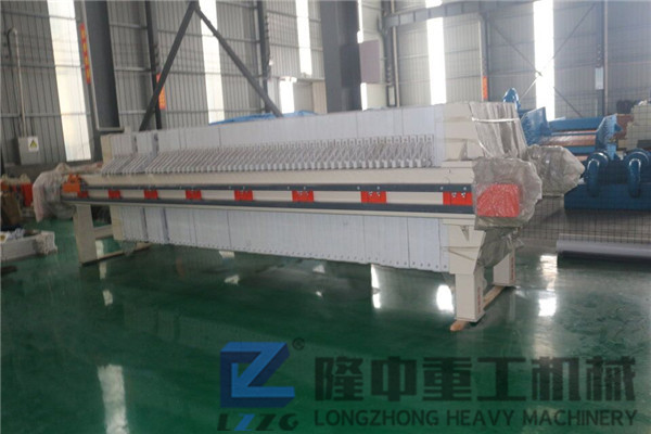 購買板框壓濾機設(shè)備，推薦您選擇洛陽隆中重工