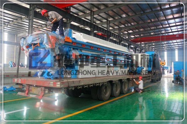 隆中污泥板框壓濾機價格經濟實惠，處理洗沙尾礦真靠譜