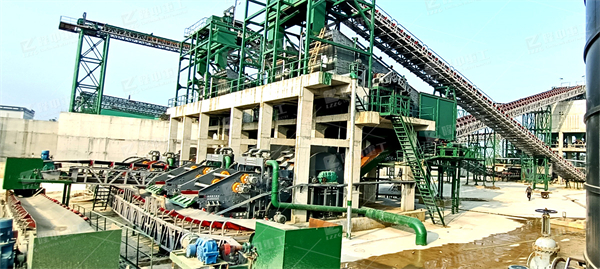 水洗砂生產(chǎn)線方案配置，要求兩月加工六萬噸石料，石子沙子都要